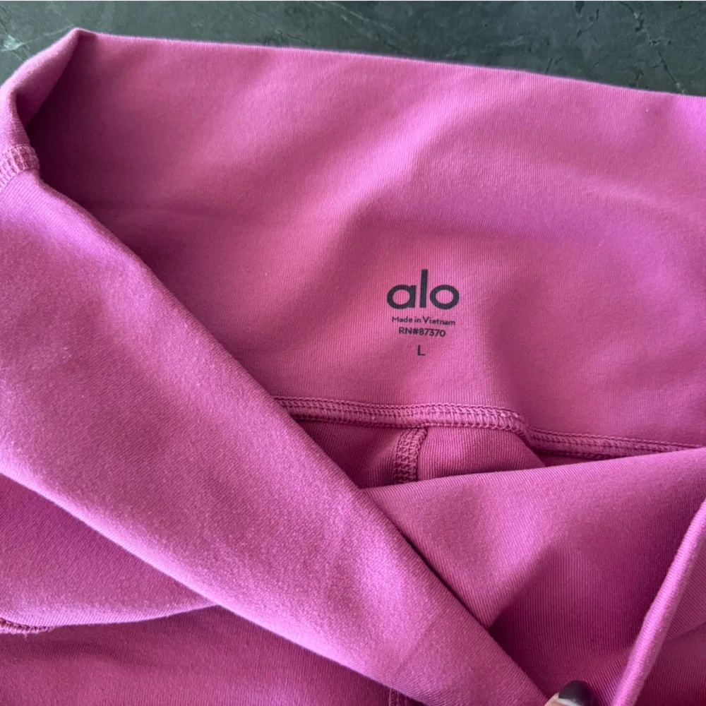 ALO Yoga Pink Bike Shorts